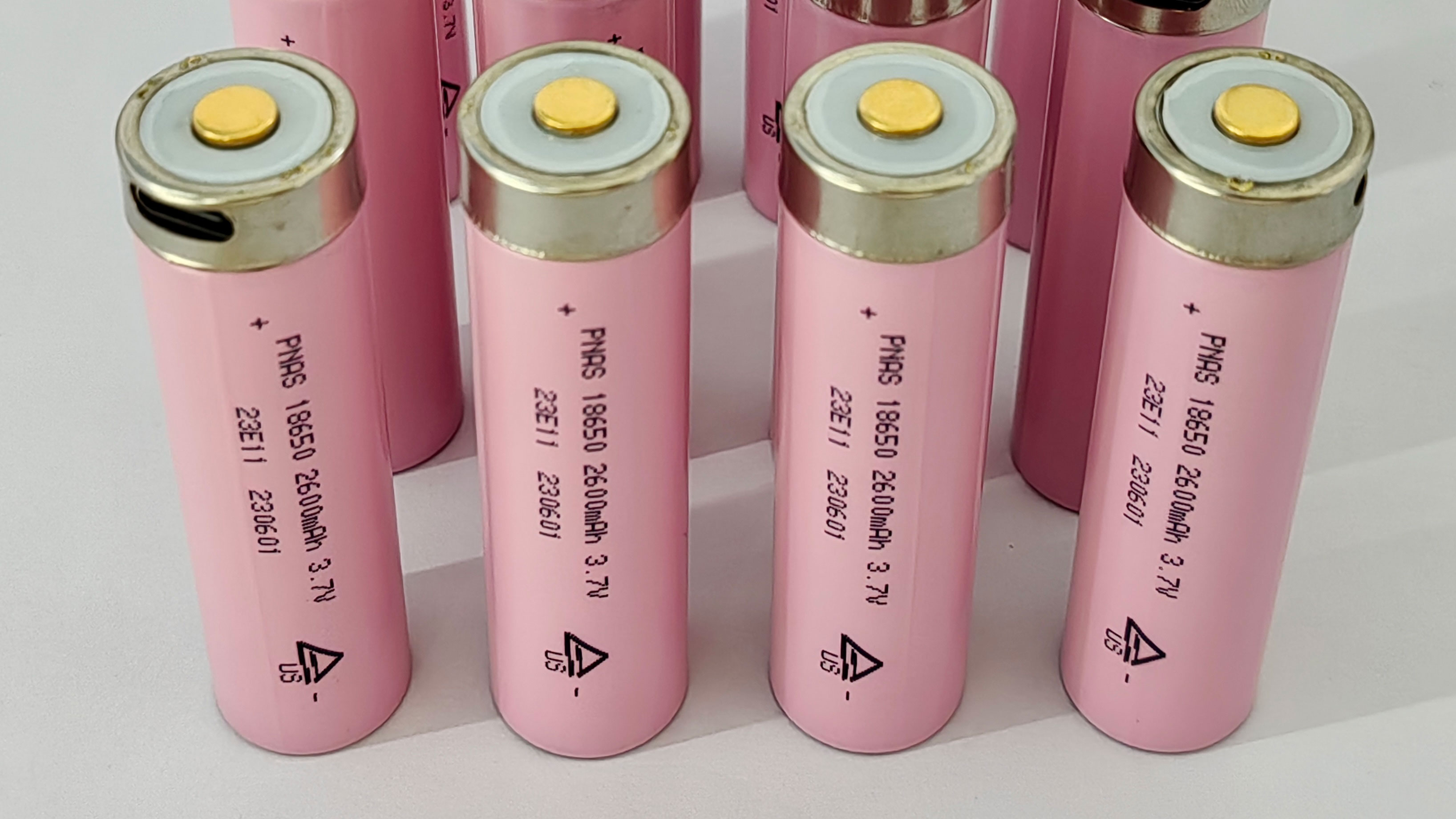 鋰電池蓋帽漏液的原因是什么？